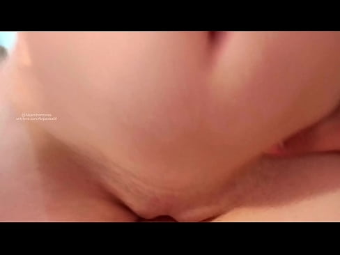 ❤️ Durmindo no cuarto da miña irmá e así espertei Porno en % gl.desixxxtube.ru %